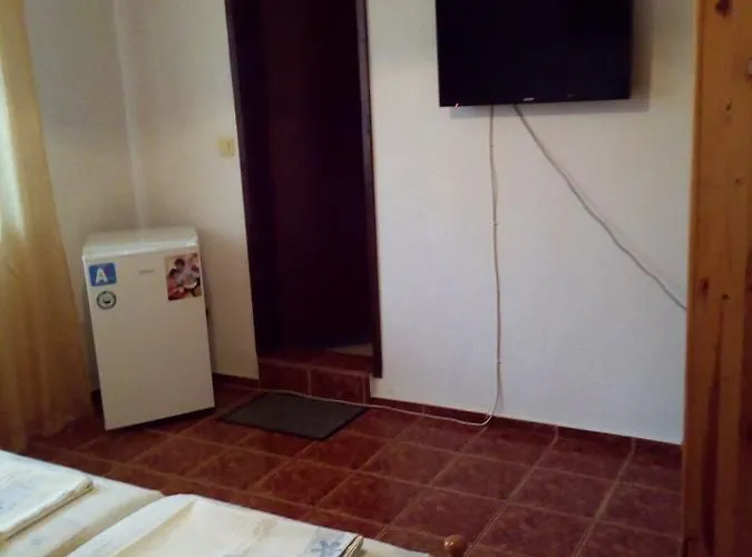 招待所 Topalovi 2*