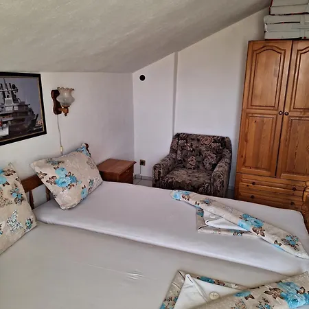 Topalovi Guest house 2*