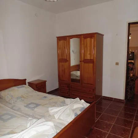 Guest house Topalovi Chernomorets