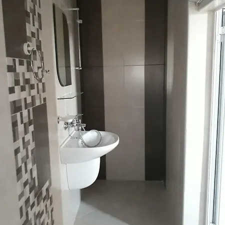 Topalovi Guest house 2*
