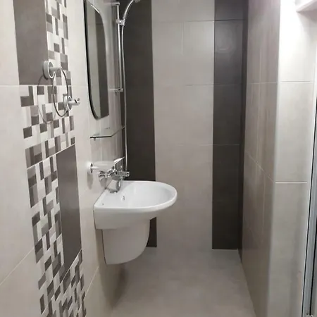 Guest house Topalovi 2*