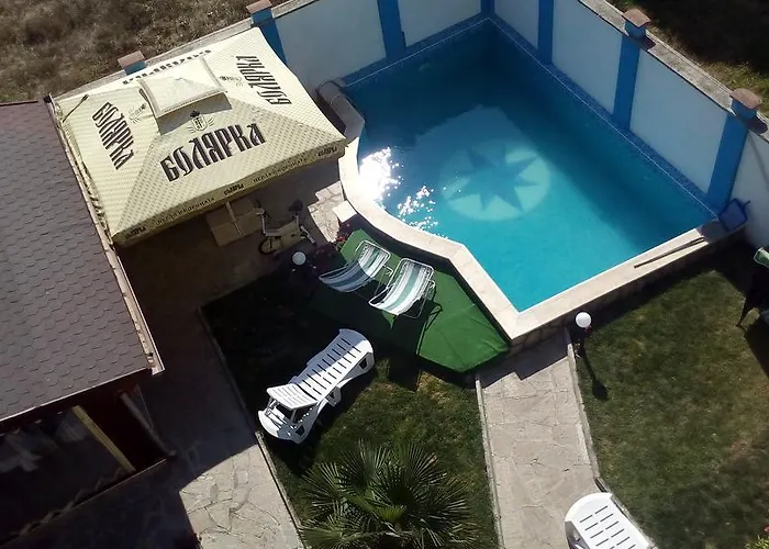 Topalovi Πανσιόν